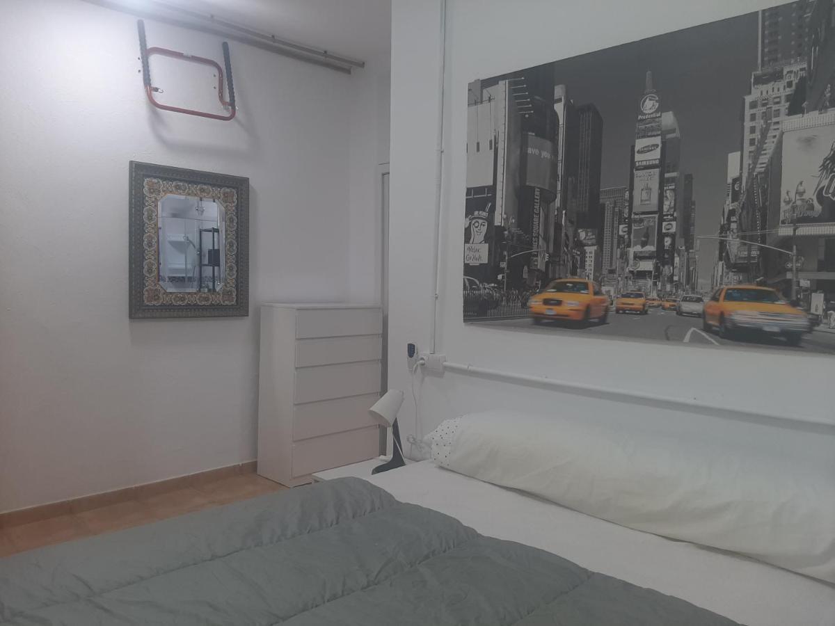Apartamento Huelin, A 5 Minutos A Pie De La Playa Malaga Exterior photo
