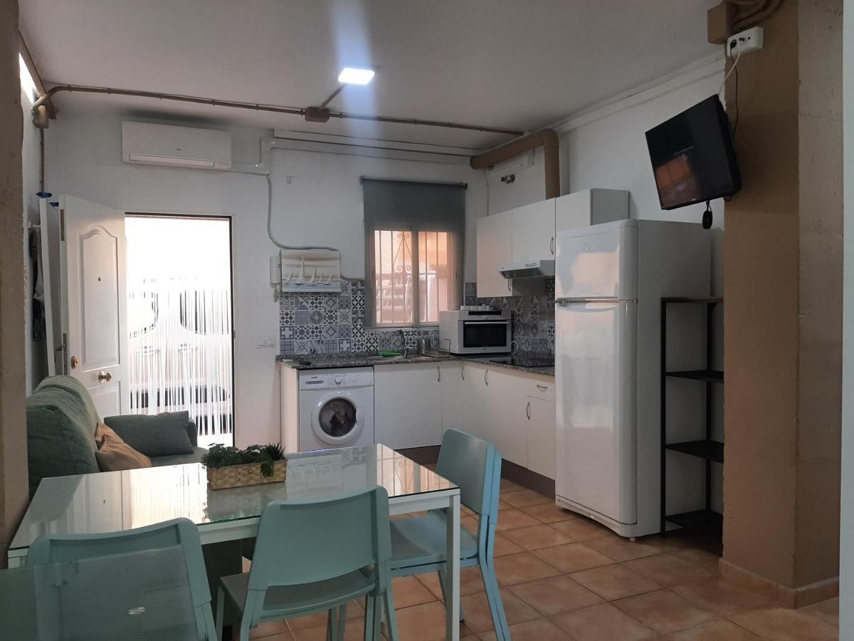 Apartamento Huelin, A 5 Minutos A Pie De La Playa Malaga Exterior photo
